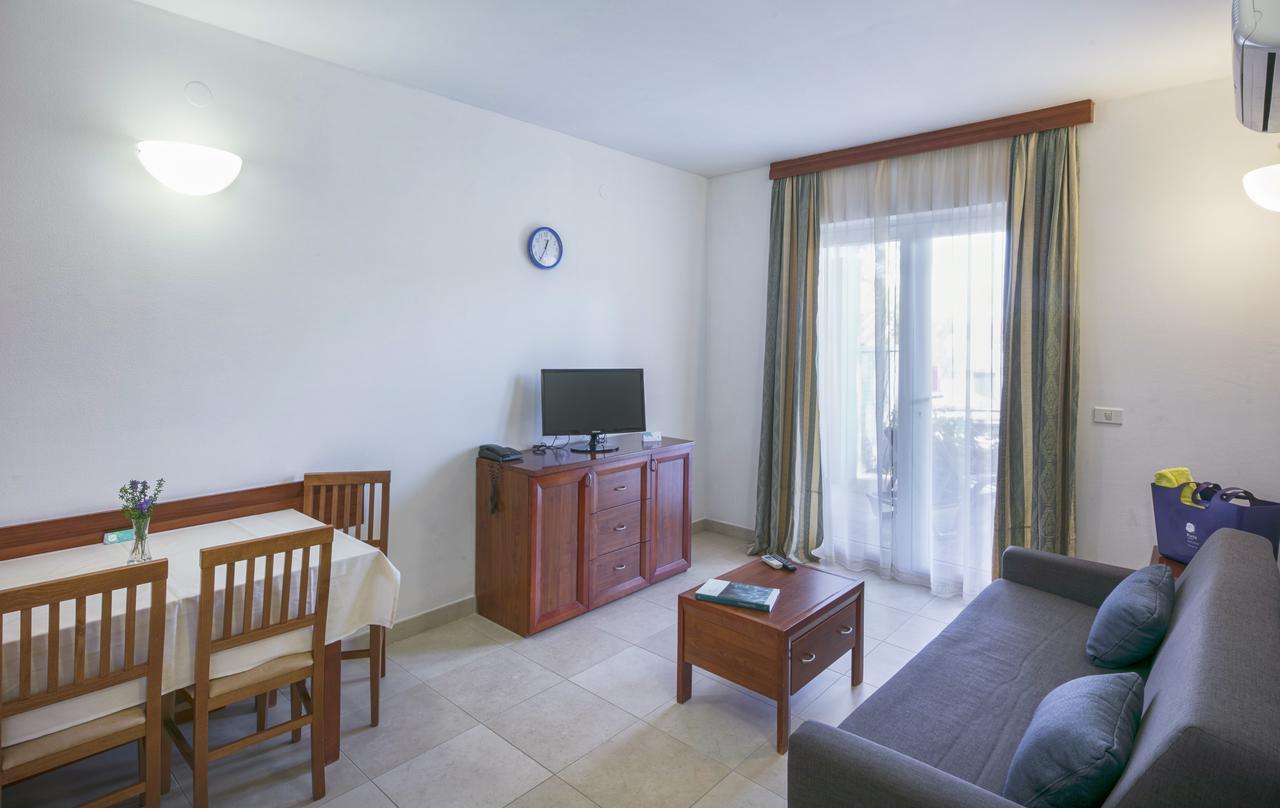 Apartments Punta Veli Losinj Room photo