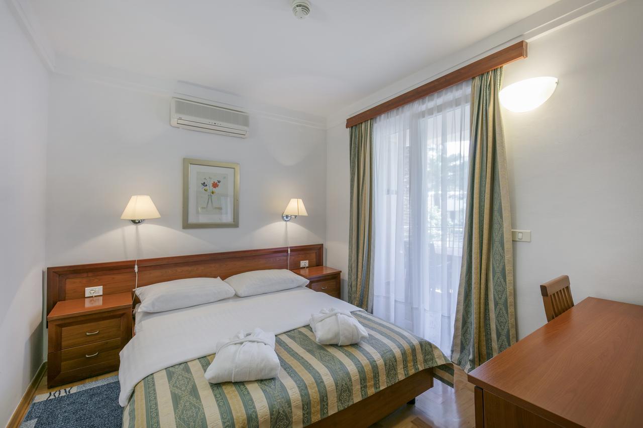 Apartments Punta Veli Losinj Room photo